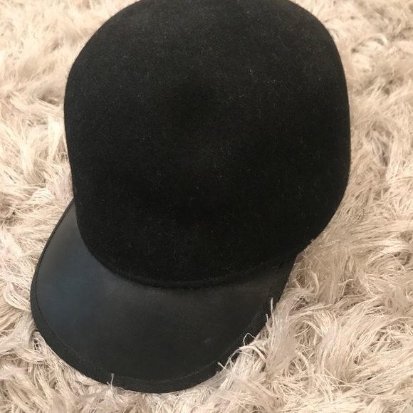 english wool cap